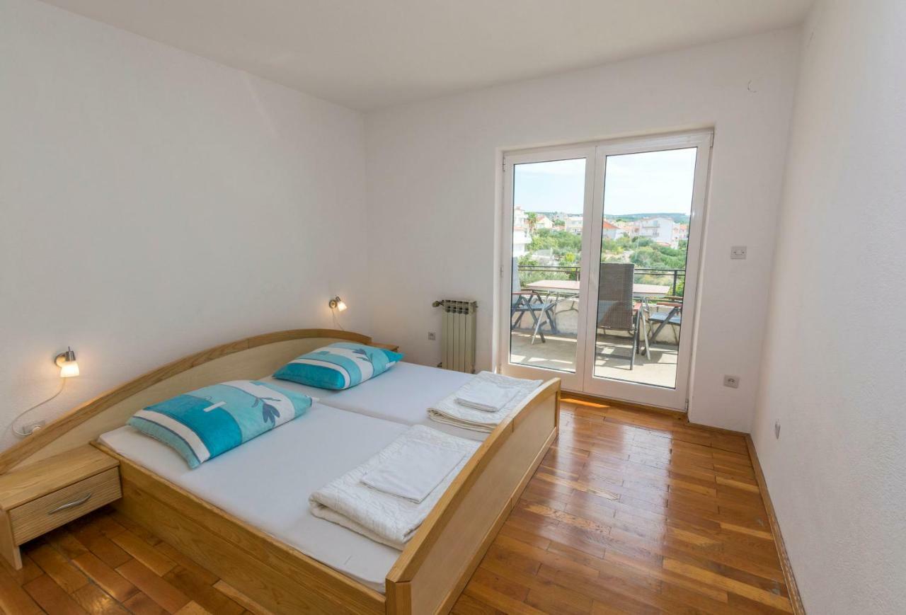 Apartments Jelka Primosten Bagian luar foto